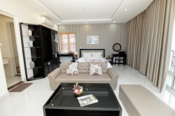  , Suite Room